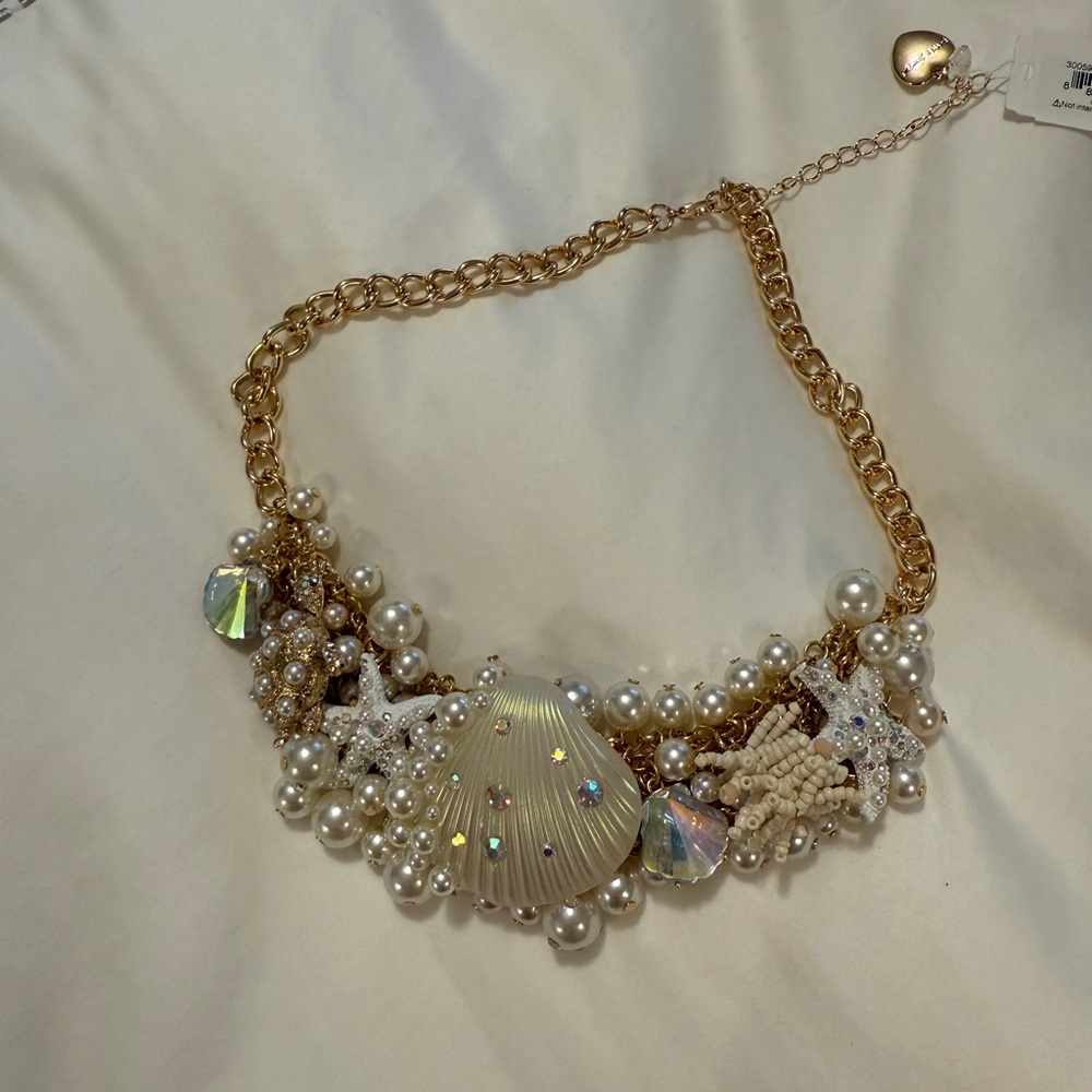Betsey Johnson Gold and Pearl Shell Statement Necklace/choker